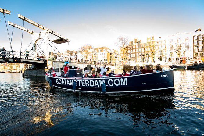 Amsterdam Canal Cruise With Live Guide and Unlimited Drinks - What to Expect on Your Boat Ride