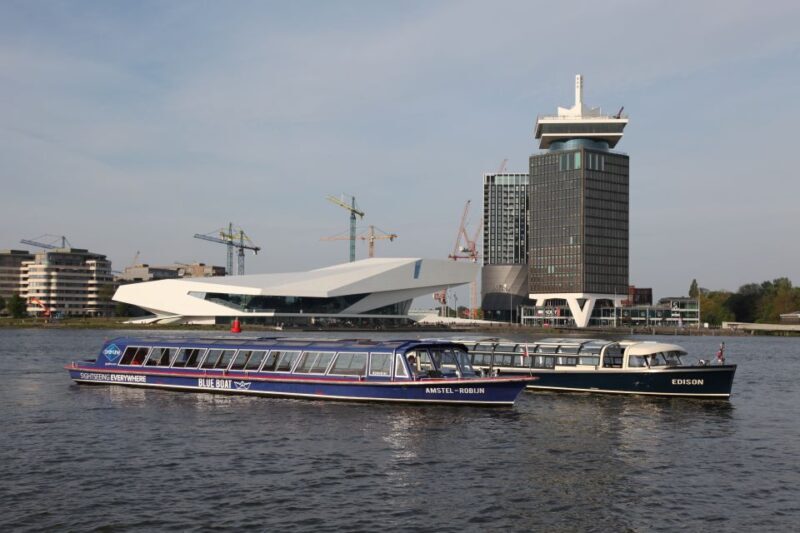 Amsterdam: City Canal Cruise & Straat Museum - The Experience in Detail