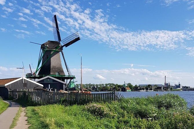 Amsterdam City & Countryside Tour: The Best of both Worlds - Key Points