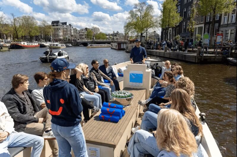 Amsterdam: City Highlights Small Boat Canal Cruise with host - The Sum Up: Is This Tour for You?