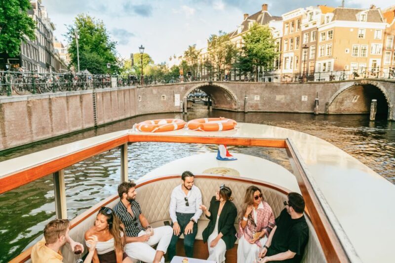 Amsterdam: Classic Boat Cruise with Optional Cheese & Wine - Who Will Love This Tour?