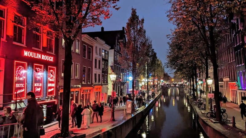 Amsterdam: Customized private walking tour (1, 2 or 3 hours) - A Typical Itinerary and What to Expect