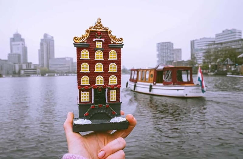 Amsterdam Daytime Boat Private Canal Cruise Tour With Guide - Why This Tour Works Well for Travelers