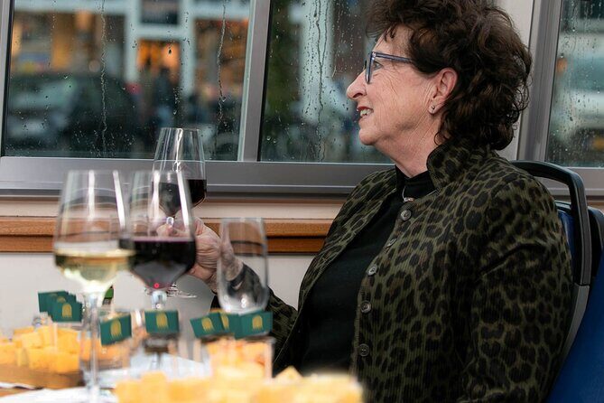 Amsterdam: Dutch Cheese and Wine Tasting Cruise - An In-Depth Look at the Experience