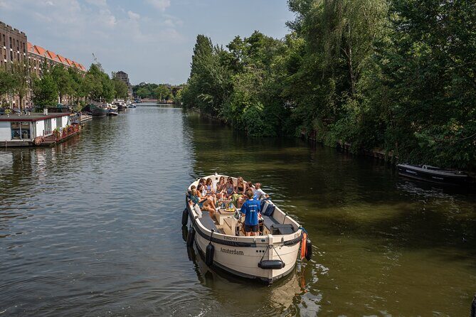Amsterdam: Evening City Centre Canal Cruise with Unlimited Drinks - How This Tour Compares to Others