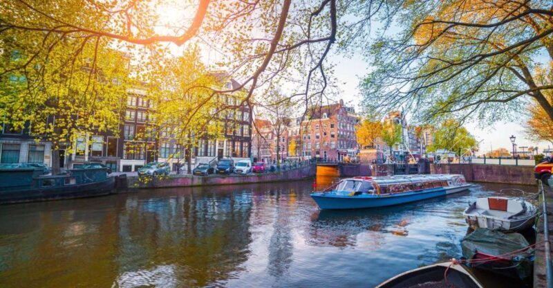 Amsterdam Family Friendly Historical Walking Tour - Who Would Love This Tour?