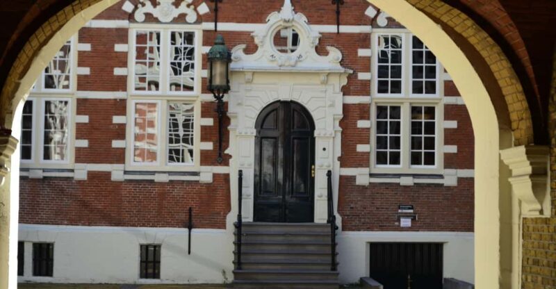 Amsterdam: Financial History Tour - Who Should Consider This Tour?