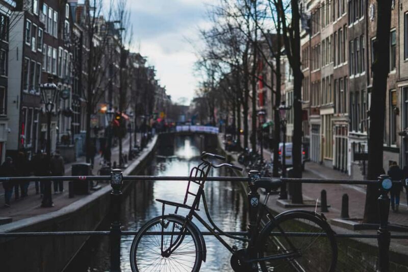 Amsterdam: Gems of the Golden Age Walking Tour - Key Points