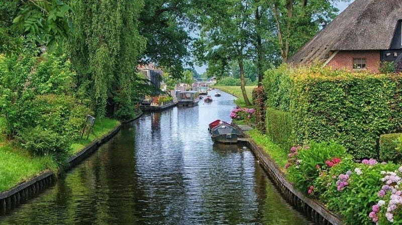 Amsterdam: Giethoorn, Public Boat Cruise, Visit Afsluitdijk - Key Points