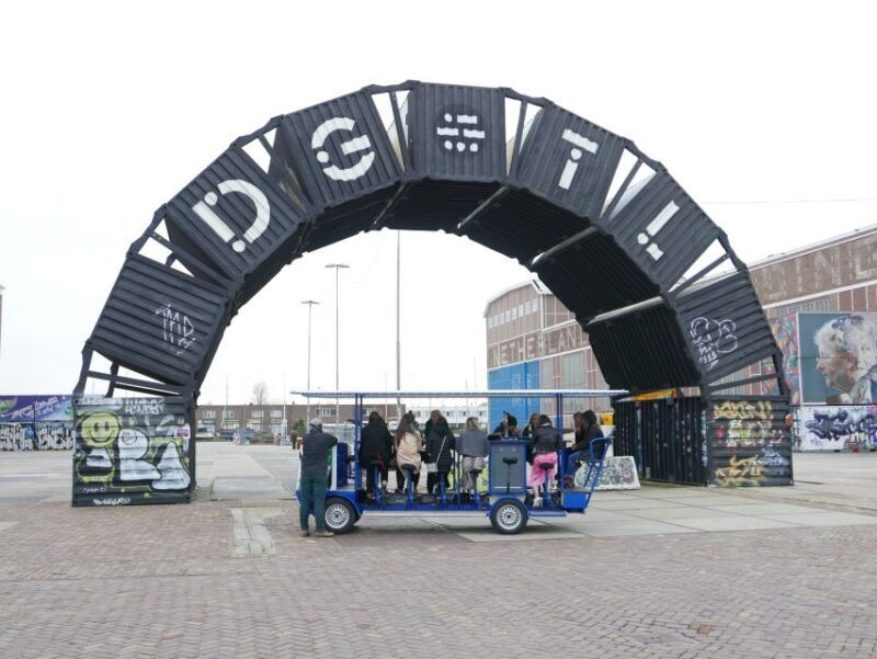 Amsterdam: Guided Beer or Prosecco Bike Tour - Who Is This Tour Best Suited For?