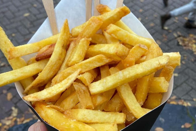 Amsterdam: Guided Food Tour with Tastings - Group Size and Atmosphere