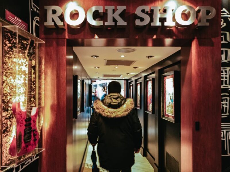 Amsterdam: Hard Rock Cafe Experience - Key Points