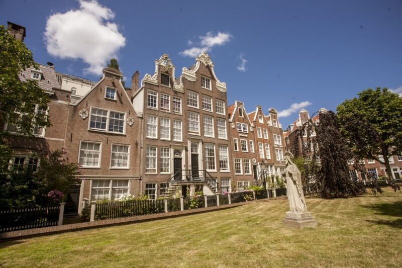 Amsterdam: Hidden Gems & Highlights Guided Bike Tour - Frequently Asked Questions