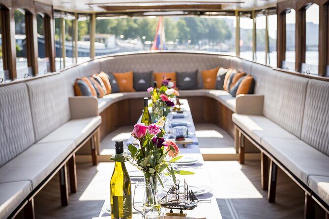 Amsterdam Historic Tour On Classic Saloon Boat - Exploring the Canals of Amsterdam: What to Expect