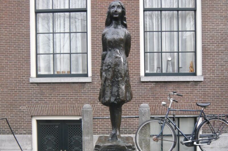 Amsterdam: Historic Walking Tour - The Experience: What to Expect on the Tour