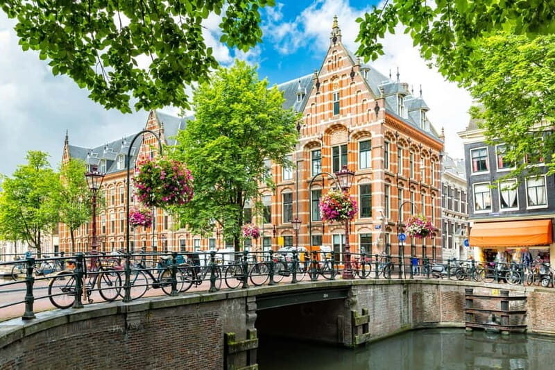 Amsterdam Historical Walk: Golden Age and Colonial Empire - Landmark Sightings and Their Stories