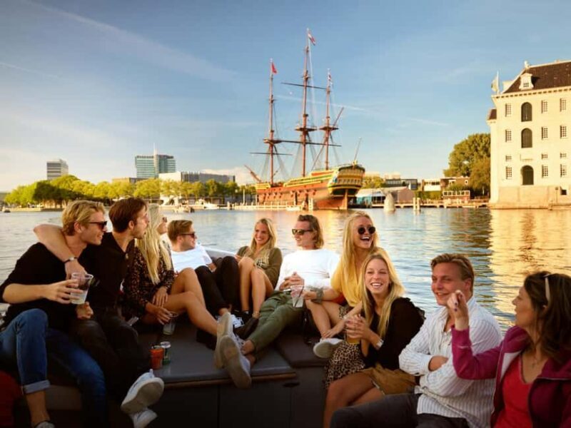 Amsterdam: History Cruise, Local Guide, Drinks & Bites - Key Points
