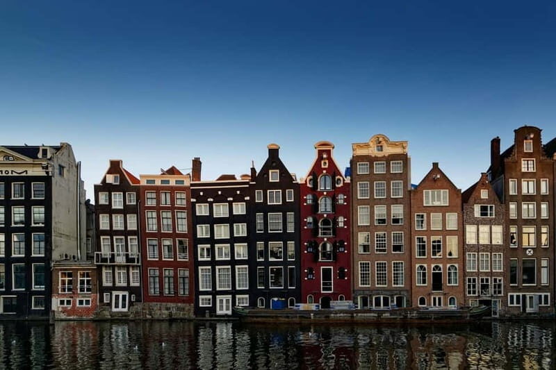 Amsterdam: Iconic Canals & Historic Sights Walking Tour - Key Points