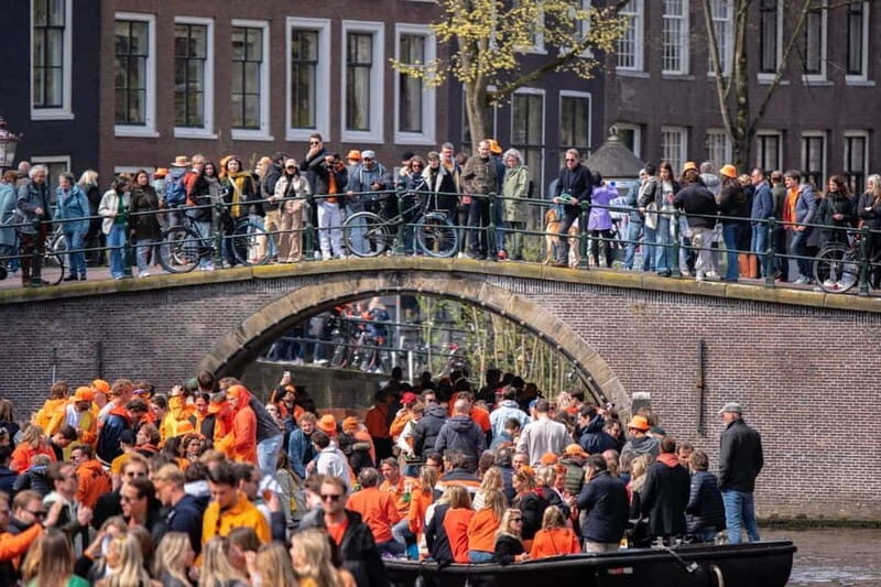 Amsterdam: Kings Day Boat Party with Unlimited Drinks - Key Points