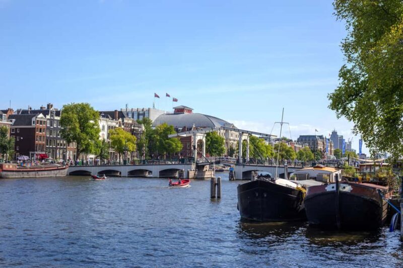 Amsterdam Legends & History Walking Tour with Local Guide - Key Points