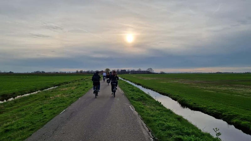 Amsterdam: Leisurely Windmill & Countryside Bike Ride - Who Should Consider This Tour?