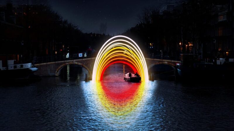 Amsterdam: Light Festival Boat Tour with Warm Drinks - Key Points