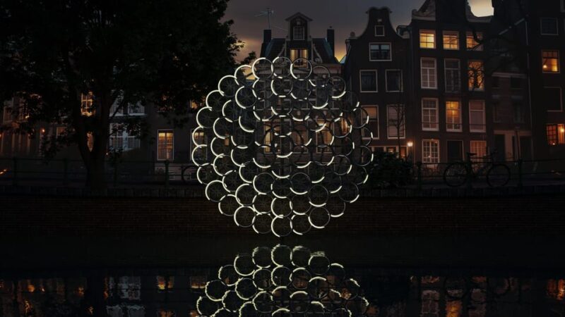 Amsterdam: Light Festival Boat Tour with Warm Drinks - Experiencing Amsterdam’s Light Festival from the Water