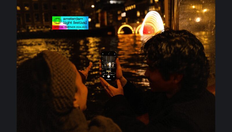 Amsterdam: Light Festival Cruise w/ Hot Drinks & Bite option - Key Points