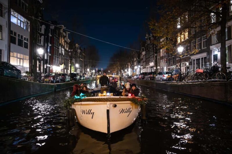 Amsterdam: Light Festival Open Boat Cruise - What This Tour Offers