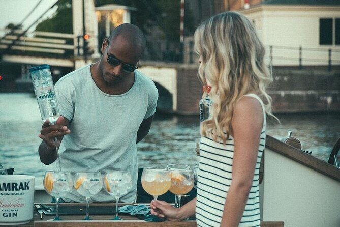 Amsterdam: Luxury Boat Cruise Unlimited Cocktails, Beers & Wines - FAQ