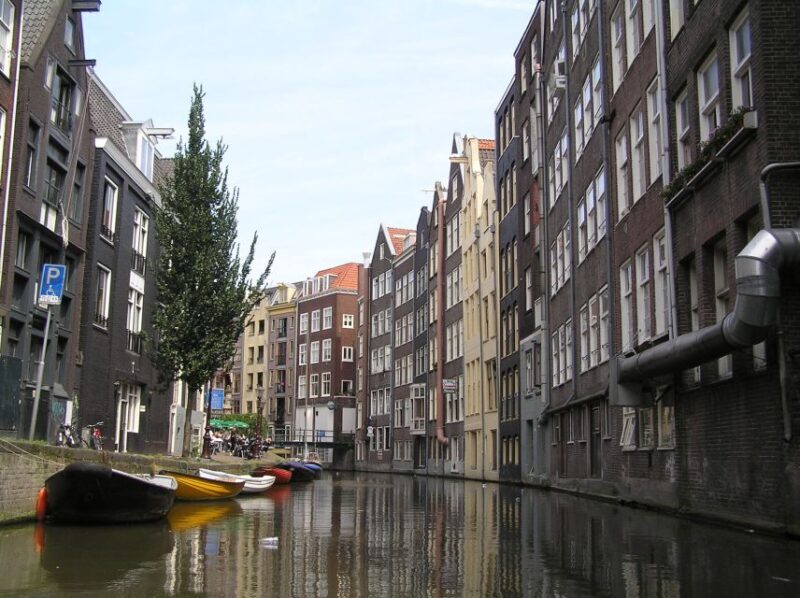 Amsterdam Old City Private Walking Tour - Value for Money