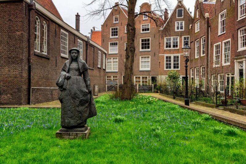Amsterdam Old Town Highlights Private Guided Walking Tour - Who Will Love This Tour?
