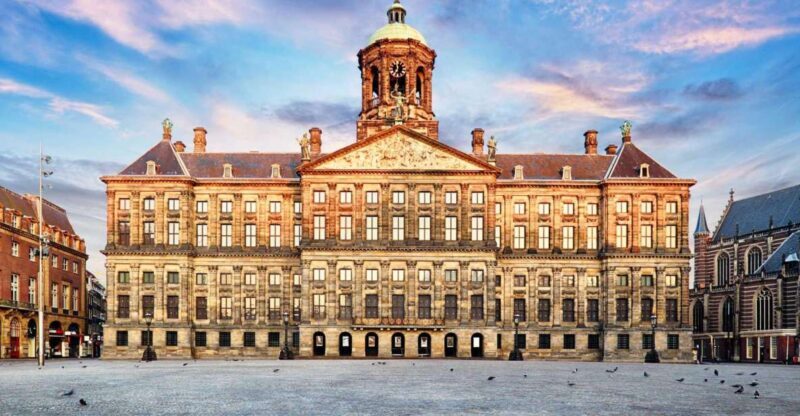Amsterdam Old Town Highlights Private Tour & Cruise Tickets - An In-Depth Look at the Amsterdam Old Town Highlights Private Tour & Cruise
