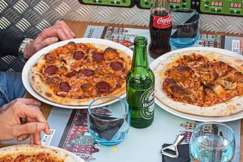 Amsterdam: Pizza Cruise with New York Pizza & Drinks - Key Points