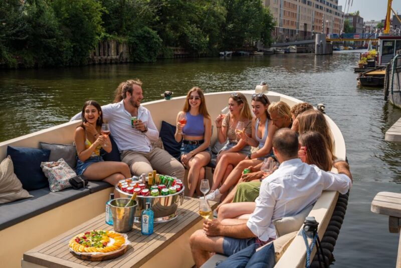 Amsterdam: Private Canal Booze Cruise with Unlimited Drinks - FAQ