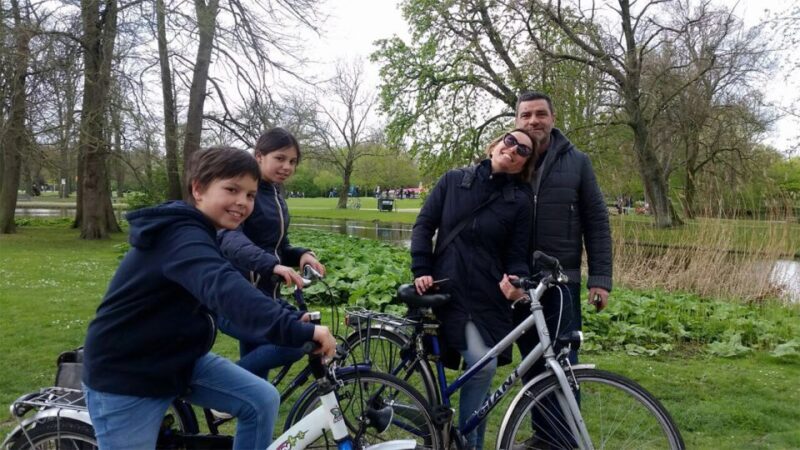 Amsterdam: Private City Bike Tour in italian - The Sum Up