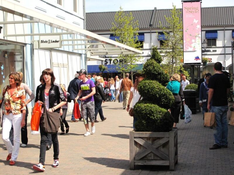 Amsterdam: Private Day Trip to Designer Outlet Roermond - An In-Depth Look at the Roermond Designer Outlet Day Trip