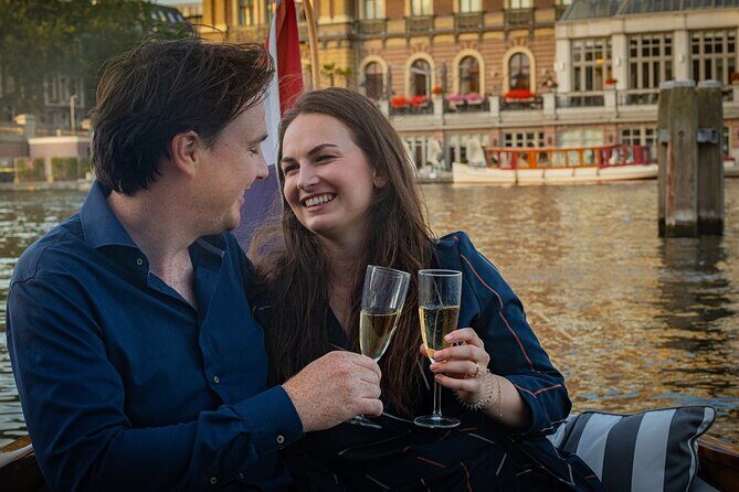Amsterdam Private Dinner Cruise incl Drinks & 2-course Dinner 2hr - FAQ