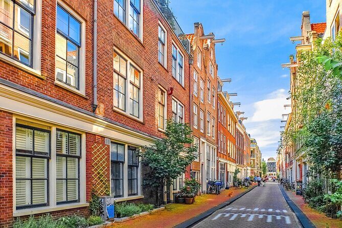 Amsterdam Private Historical Walking Tour - A Closer Look at the Amsterdam Private Historical Walking Tour