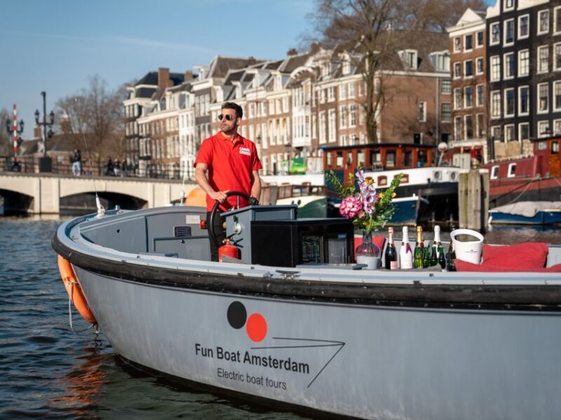 Amsterdam: Private Luxury Cruise with Drinks & Silent Disco - The Experience in Detail
