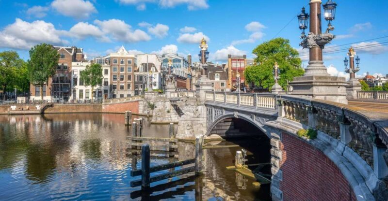 Amsterdam: Private Rijksmuseum Tour with Optional Pickup - Key Points