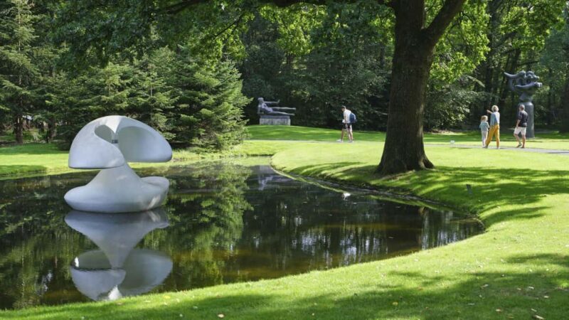 Amsterdam: Private Tour of Kröller-Museum Het Loo Muiderslot - A Closer Look at the Day’s Highlights