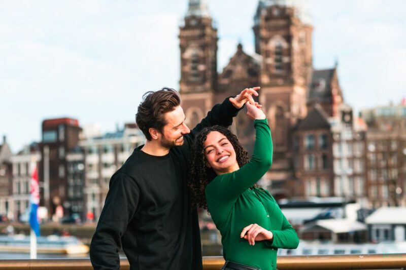 Amsterdam: Professional photoshoot at Centraal Station - The Sum Up