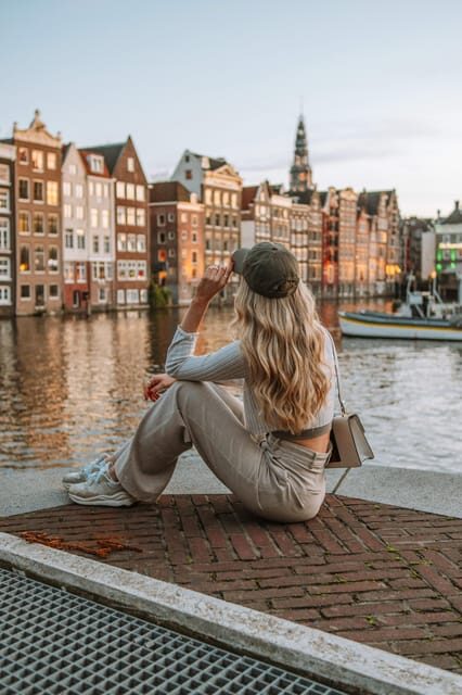 Amsterdam: Professional Photoshoot at the Canals - Exploring the Experience in Detail