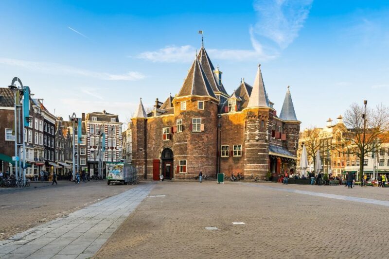 Amsterdam: Red Light District 1-hour Smartphone Audio Tour - Navigating the Experience