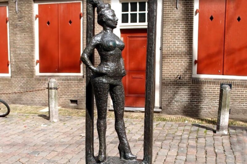 Amsterdam: Red Light District 1-hour Smartphone Audio Tour - FAQ