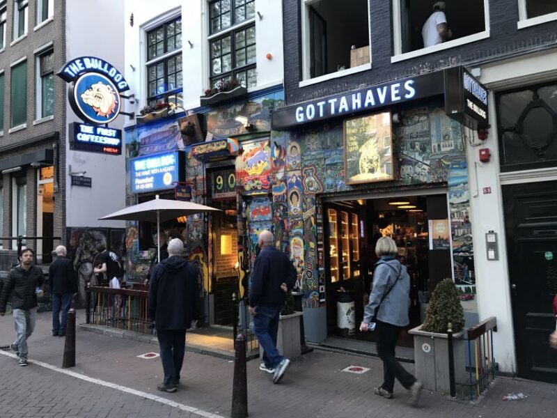 Amsterdam: Red Light District and Local Pub Tour - Exploring Amsterdam’s Red Light District: An Honest, Informative Tour