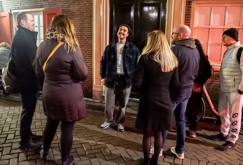 Amsterdam: Red Light District Exclusive Night Tour - A Detailed Look at the Experience