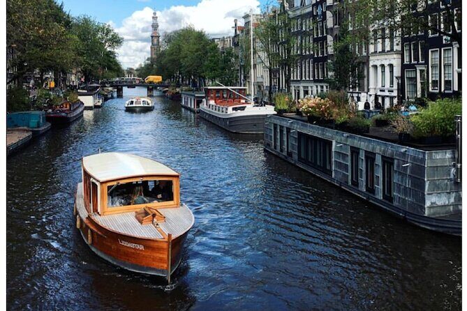 Amsterdam small-group canal cruise in 1920s saloon boat - FAQ