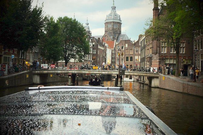 Amsterdam Small-Group Canal Cruise Including Snacks and Drinks - Reviews and Authentic Perspectives